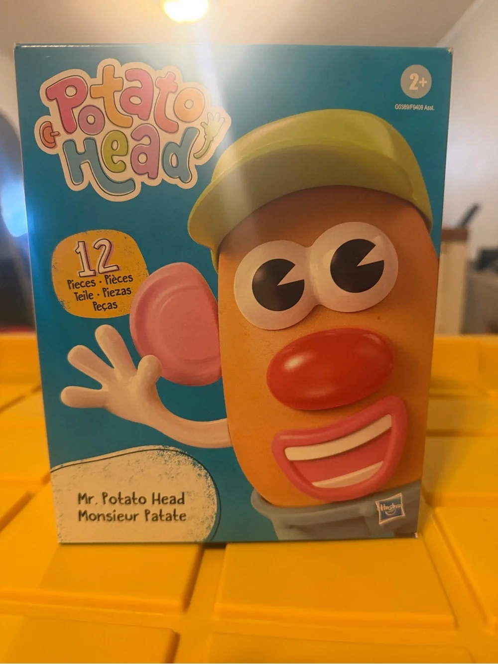 Hasbro Mr. Potato Head Playset - Blue Box with Yellow Hat and Red Nose